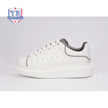 Alexander McQueen Oversized 3M white SIZE: 35-45