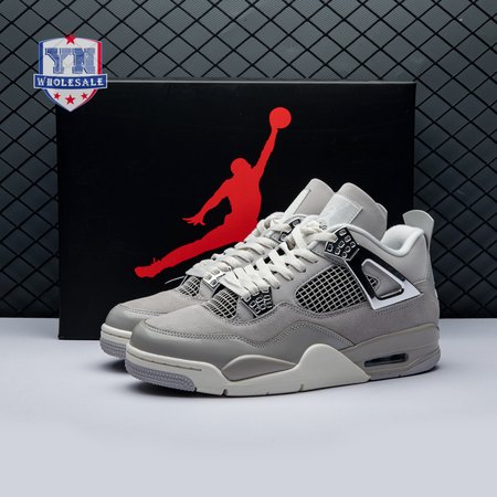 Jordan 4 Retro Frozen Moments AQ9129-001 Unisex