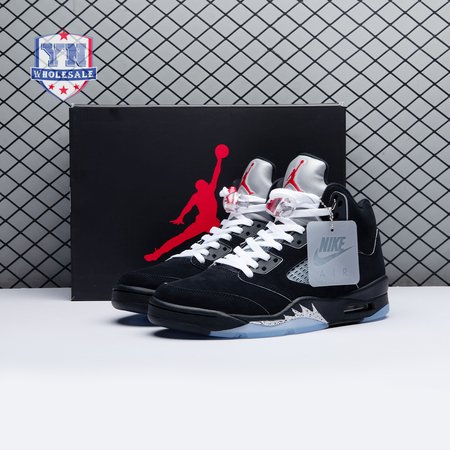 Air Jordan 5 'Black Metallic Reimagined' HF3975 001 Unisex